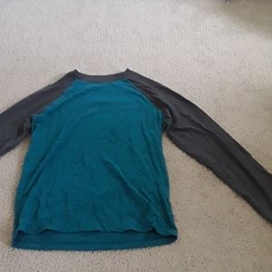 Long sleeve shirts